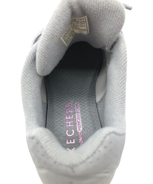 SKECHERS（スケッチャーズ）SKECHERS (スケッチャーズ) スニーカー SKECHERS UNO 2（スケッチャーズ ウノ 2） グレー サイズ:22.5cmの古着・服飾アイテム