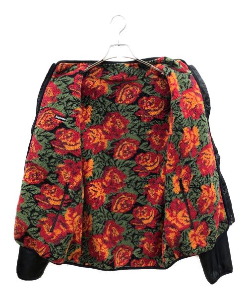 SUPREME（シュプリーム）Supreme (シュプリーム) リバーシブルジャケット　Winter 2016 Roses Sherpa Fleece Reversible Jacket ブラック×レッド サイズ:Mの古着・服飾アイテム