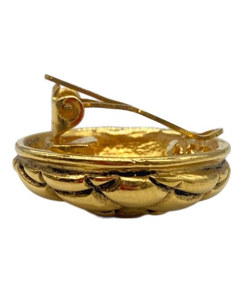 CHANEL（シャネル）CHANEL (シャネル) サリー)	ココマーク キルティングデザインの古着・服飾アイテム