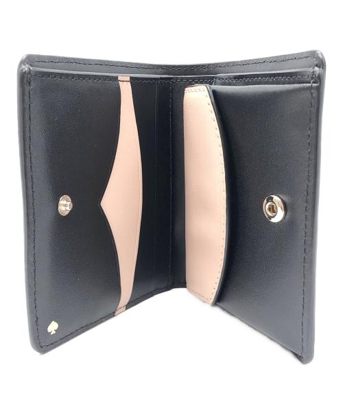 Kate Spade（ケイトスペード）Kate Spade (ケイトスペード) 2つ折り財布 ブラック×ピンクの古着・服飾アイテム