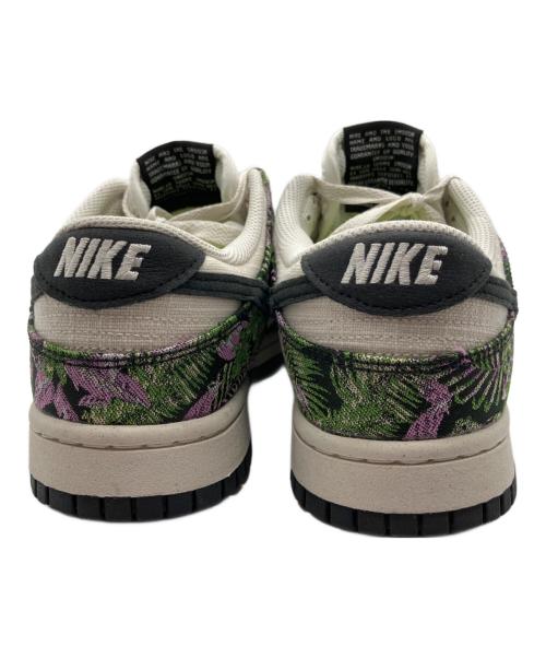 NIKE（ナイキ）NIKE (ナイキ) ローカットスニーカー アイボリー×グリーン サイズ:26の古着・服飾アイテム