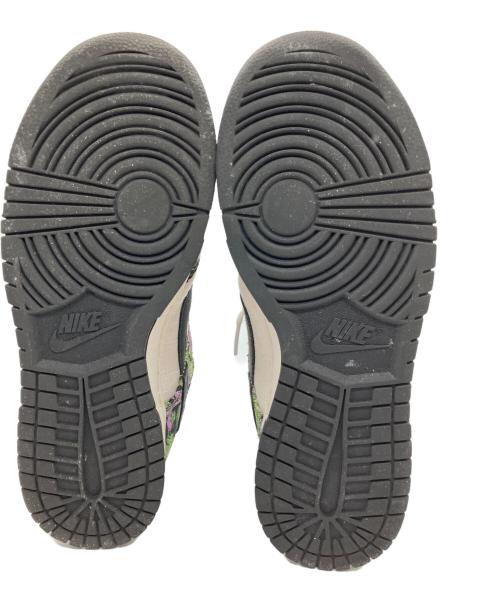 NIKE（ナイキ）NIKE (ナイキ) ローカットスニーカー アイボリー×グリーン サイズ:26の古着・服飾アイテム