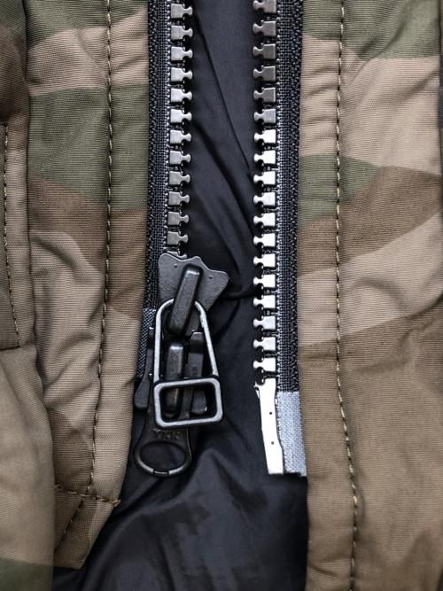 ALPHA（アルファ）ALPHA (アルファ) 中綿ジャケット カーキ×ブラック サイズ:Mの古着・服飾アイテム