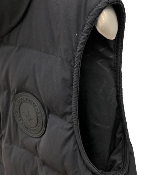 1PIU1UGUALE3 RELAX（ウノピゥウノウグァーレトレ リラックス）1PIU1UGUALE3 RELAX (ウノピゥウノウグァーレトレ リラックス) 中綿ベスト ブラック サイズ:Sの古着・服飾アイテム