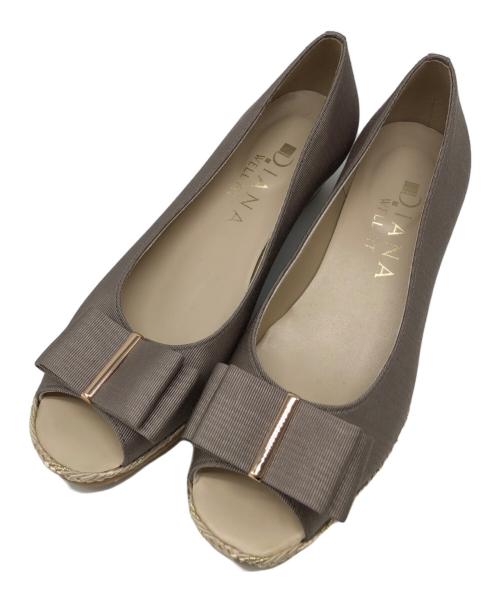 DIANA（ダイアナ）DIANA (ダイアナ) オープントゥパンプス グレージュ サイズ:22.5の古着・服飾アイテム