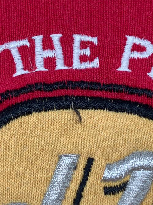 LEE（リー）LEE (リー) 90s刺繍スウェット　Hard Rock CAFE　USA製　古着 レッド サイズ:XLの古着・服飾アイテム