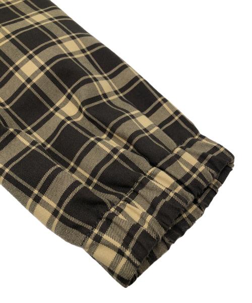 FRED PERRY（フレッドペリー）FRED PERRY (フレッドペリー) ジャケット ベージュ×ブラウン サイズ:Lの古着・服飾アイテム