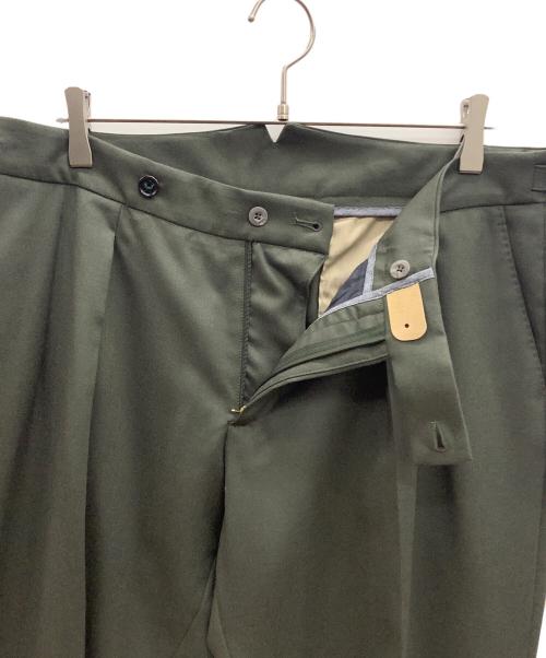 BERWICH（ベルウィッチ）BERWICH (バーウィック) ツープリーツアジャスター付きパンツ オリーブ サイズ:50の古着・服飾アイテム