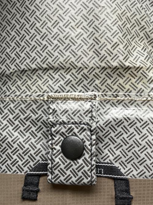 L.L.Bean（エルエルビーン マウンテンパーカー）L.L.Bean (エルエルビーン) ナイロンパーカー カーキ サイズ:Lの古着・服飾アイテム