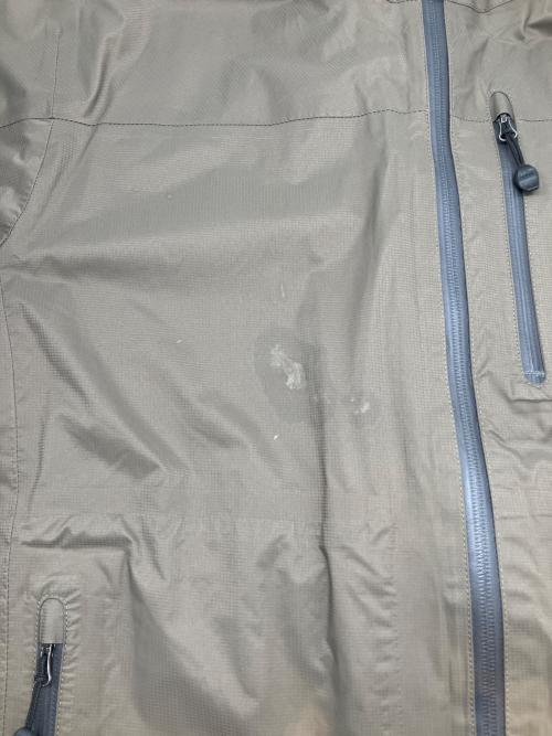 L.L.Bean（エルエルビーン マウンテンパーカー）L.L.Bean (エルエルビーン) ナイロンパーカー カーキ サイズ:Lの古着・服飾アイテム