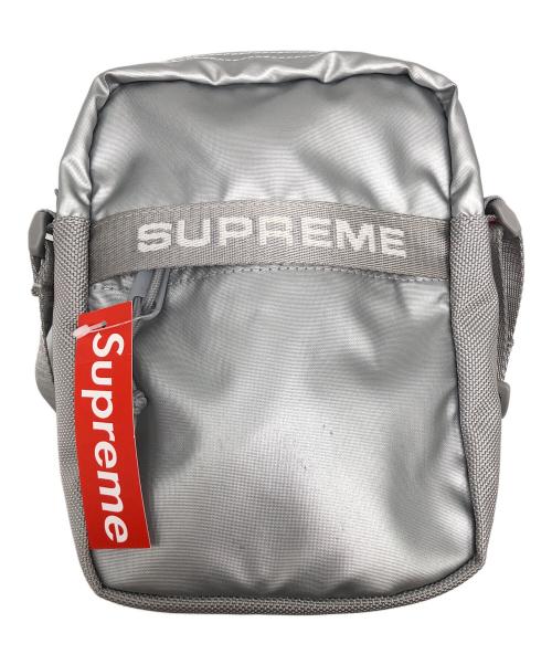 SUPREME（シュプリーム）SUPREME (シュプリーム) ショルダーバッグ シルバーの古着・服飾アイテム