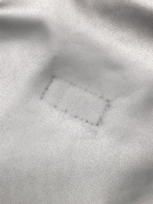 SUPREME（シュプリーム）SUPREME (シュプリーム) ショルダーバッグ シルバーの古着・服飾アイテム