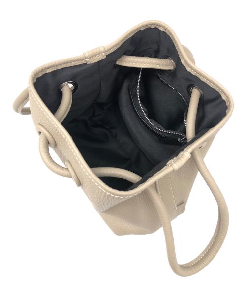 VASIC（ヴァジック）VASIC (ヴァジック) バッグ BOND MINI ベージュの古着・服飾アイテム