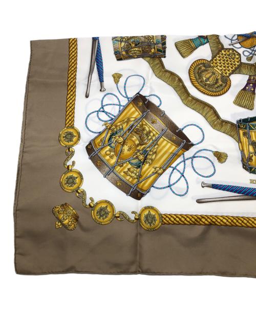 HERMES（エルメス）HERMES (エルメス) 	LES TAMBOURS / タンブールの太鼓 ベージュ×ホワイトの古着・服飾アイテム