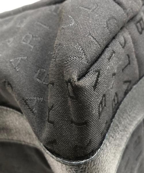 BVLGARI（ブルガリ）BVLGARI (ブルガリ) トートバッグ　ロゴマニア　ポーチ付 ブラックの古着・服飾アイテム