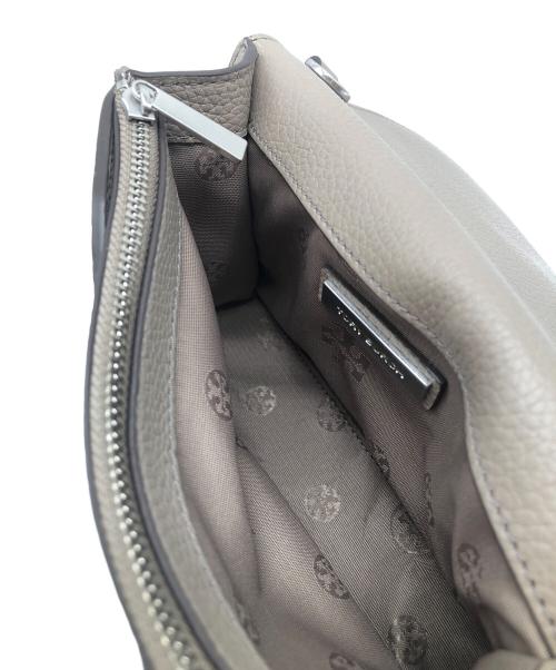 TORY BURCH（トリーバーチ）TORY BURCH (トリーバーチ) ショルダーポーチ ライトグレーの古着・服飾アイテム