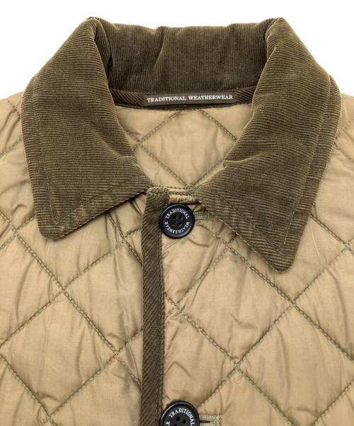 Traditional Weatherwear（トラディショナルウェザーウェア）Traditional Weatherwear (トラディショナルウェザーウェア) 中綿ジャケット カーキ サイズ:38の古着・服飾アイテム