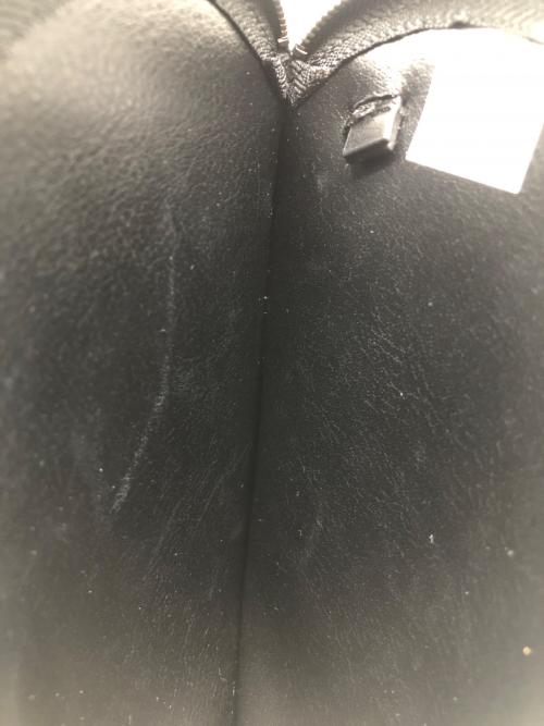 YAHKI（ヤーキ）YAHKI (ヤーキ) ショルダーバッグ　ハート型 ブラックの古着・服飾アイテム