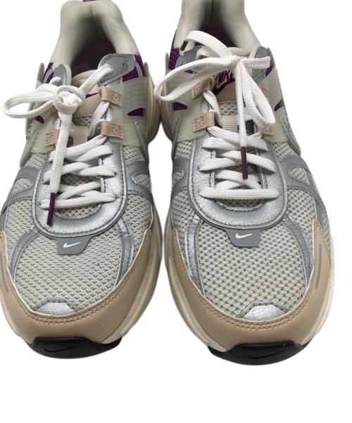 NIKE（ナイキ）NIKE (ナイキ) 	V2K Run Premium アイボリー×パープル サイズ:28cmの古着・服飾アイテム