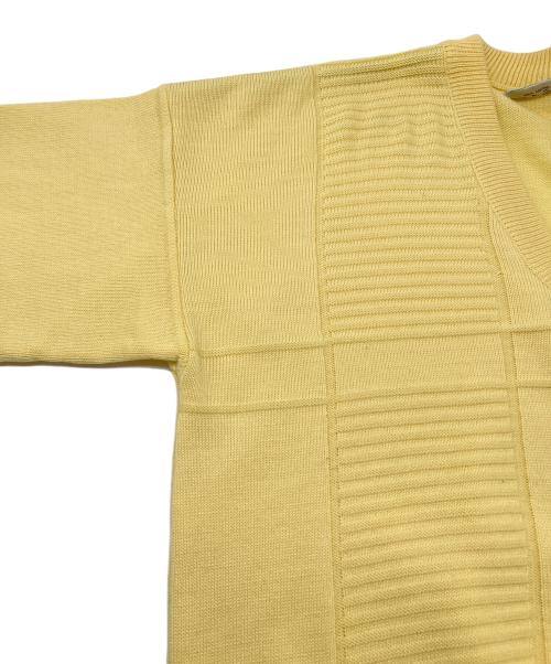 CHEMISE LACOSTE（シュミーズ ラコステ）CHEMISE LACOSTE (シュミーズ ラコステ) 70sVネックニット 70s後期 古着 イエロー サイズ:XXLの古着・服飾アイテム