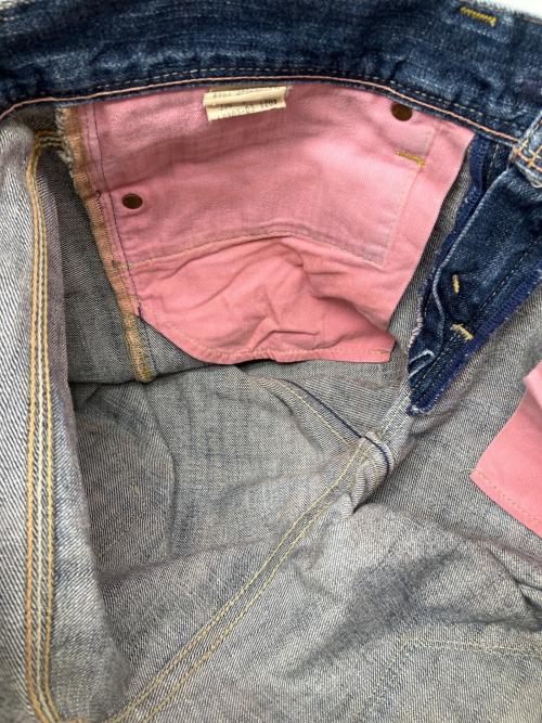 LEVI'S（リーバイス）LEVI'S (リーバイス) 00sデニムパンツ 2005年製 釦裏J30 古着 インディゴ サイズ:W29の古着・服飾アイテム