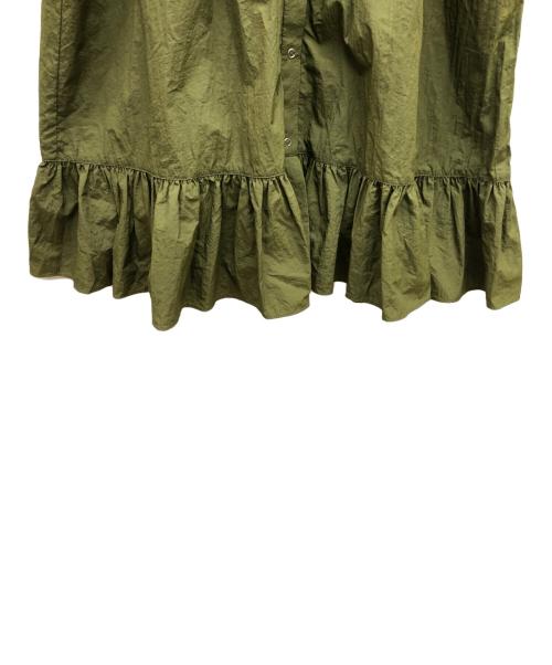 YEAR（イヤー）YEAR (イヤー) ワンピース グリーン サイズ:Free 未使用品の古着・服飾アイテム