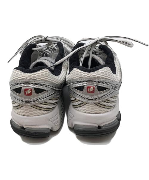 NEW BALANCE（ニューバランス）NEW BALANCE (ニューバランス) ML860 ホワイト×ブラック サイズ:27.5の古着・服飾アイテム
