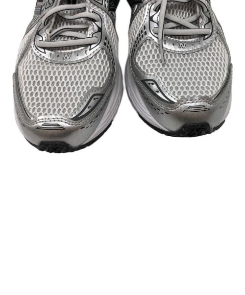 NEW BALANCE（ニューバランス）NEW BALANCE (ニューバランス) ML860 ホワイト×ブラック サイズ:27.5の古着・服飾アイテム