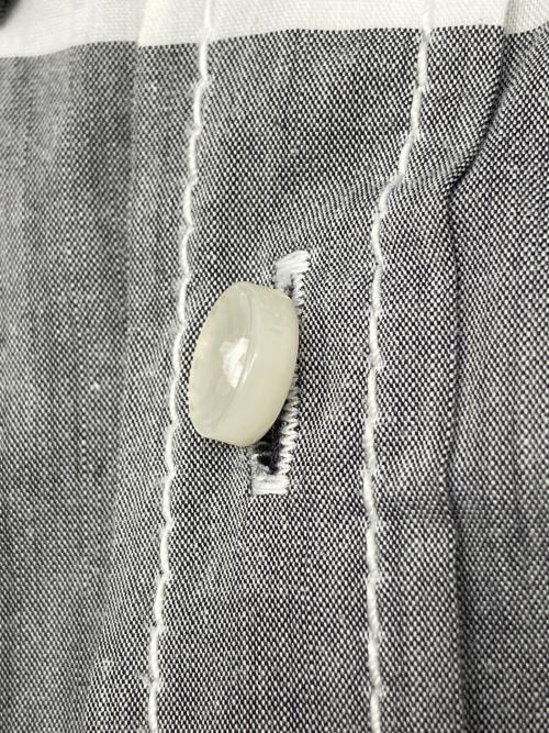 THE NORTH FACE（ザ ノース フェイス）THE NORTH FACE (ザ ノース フェイス) 半袖シャツ ホワイト×ブラック サイズ:Sの古着・服飾アイテム