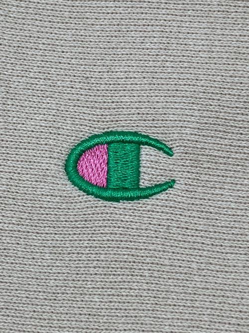 Champion REVERSE WEAVE（チャンピオン リバース ウィーブ）Champion REVERSE WEAVE (チャンピオン リバース ウィーブ) プルオーバーパーカー ベージュ サイズ:Lの古着・服飾アイテム