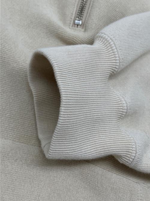 Champion REVERSE WEAVE（チャンピオン リバース ウィーブ）Champion REVERSE WEAVE (チャンピオン リバース ウィーブ) プルオーバーパーカー ベージュ サイズ:Lの古着・服飾アイテム