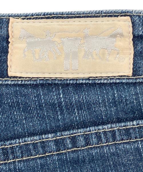 LEVI'S（リーバイス）LEVI'S (リーバイス) 00sベルボトムパンツ 2003年製 釦裏J30 古着 ブルー サイズ:W28の古着・服飾アイテム