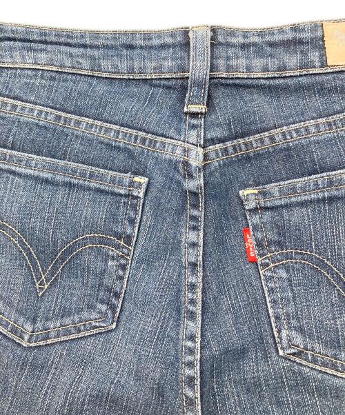 LEVI'S（リーバイス）LEVI'S (リーバイス) 00sベルボトムパンツ 2003年製 釦裏J30 古着 ブルー サイズ:W28の古着・服飾アイテム