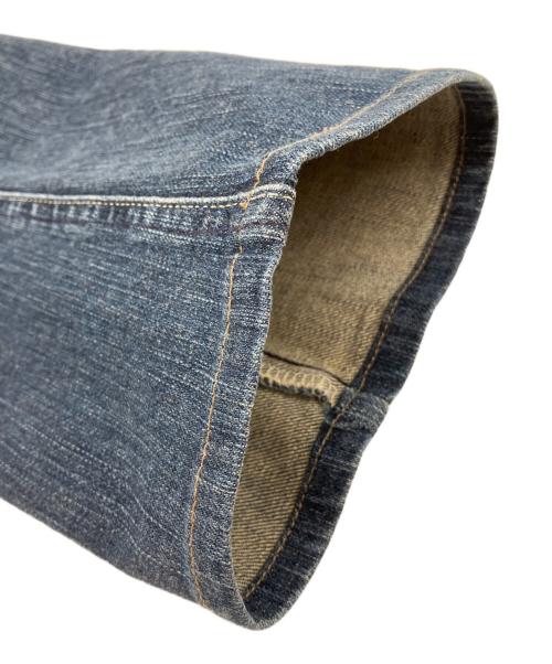 LEVI'S（リーバイス）LEVI'S (リーバイス) 00sベルボトムパンツ 2003年製 釦裏J30 古着 ブルー サイズ:W28の古着・服飾アイテム