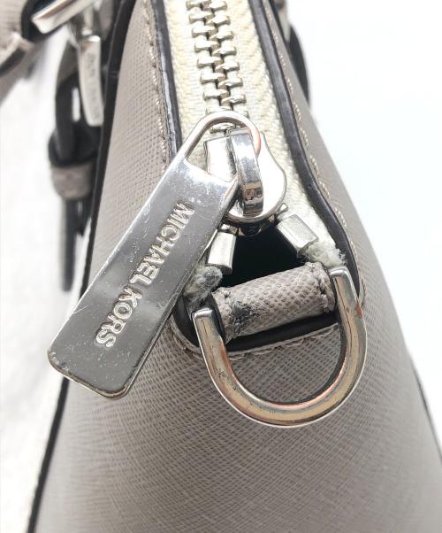 MICHAEL KORS（マイケル・コース）MICHAEL KORS (マイケルコース) 2WAYバッグ ホワイト×グレーの古着・服飾アイテム