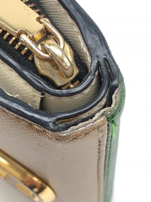 MARC JACOBS（マークジェイコブズ）MARC JACOBS (マークジェイコブス) 2つ折り財布 ベージュ×グリーンの古着・服飾アイテム