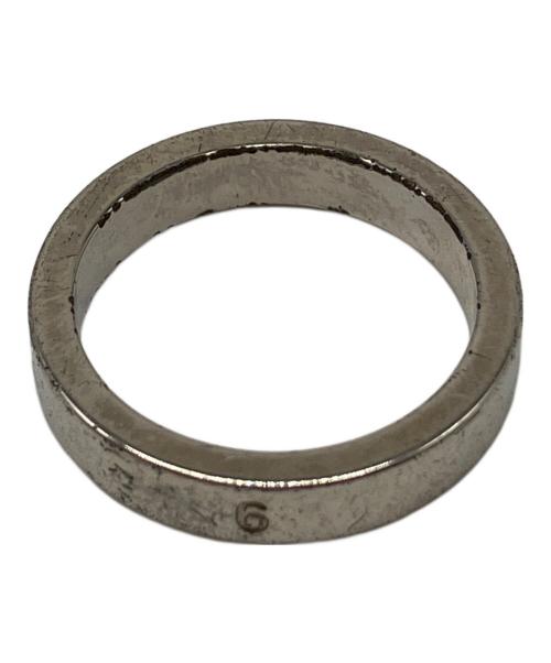 MM6 Maison Margiela（エムエムシックスメゾンマルジェラ）MM6 Maison Margiela (エムエムシックスメゾンマルジェラ) ナンバリングロゴリング シルバー サイズ:15号の古着・服飾アイテム