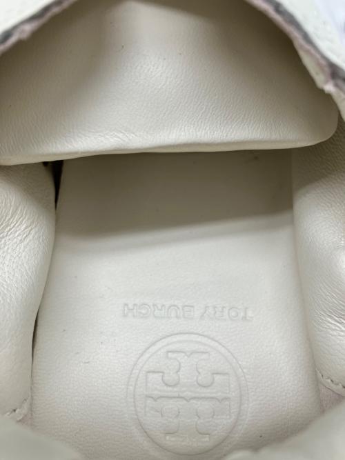 TORY BURCH（トリーバーチ）TORY BURCH (トリーバーチ) スニーカー ホワイト×ベージュ サイズ:24.5の古着・服飾アイテム