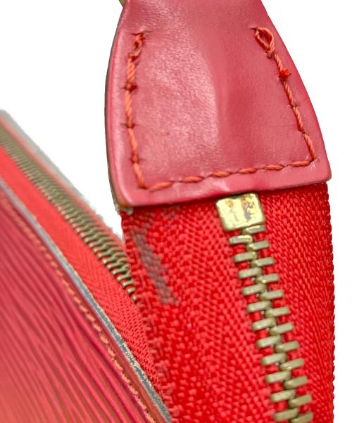 LOUIS VUITTON（ルイ ヴィトン）LOUIS VUITTON (ルイ ヴィトン) ポーチ エピ ポシェット・アクセソワール レッドの古着・服飾アイテム