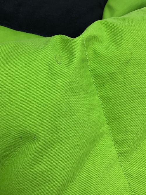 A BATHING APE（ア ベイシング エイプ）A BATHING APE (ア ベイシング エイプ) ダウンジャケット グリーン×ブラック サイズ:Lの古着・服飾アイテム