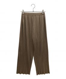 PLEATS PLEASE（プリーツプリーズ）の古着「プリーツパンツ」｜カーキ