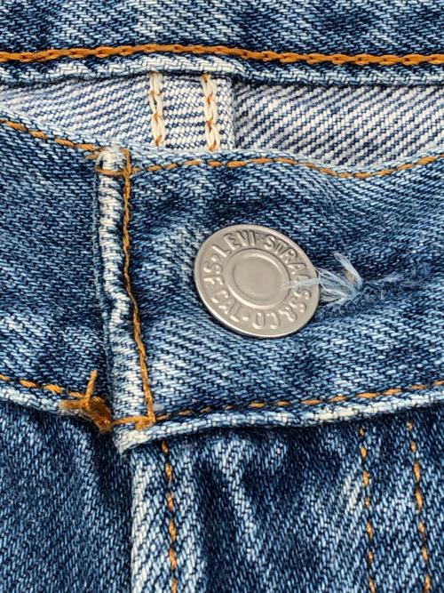 LEVI'S VINTAGE CLOTHING（リーバイス ビンテージ クロージング）LEVI'S VINTAGE CLOTHING (リーバイス ビンテージ クロージング) 90s 501デニムパンツ 釦裏552 リーバイス社 1995年製 インディゴ サイズ:W31×L36の古着・服飾アイテム