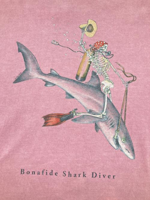 SEA DOG（シードッグ）SEA DOG (シードッグ) 90sプリントTシャツ USA製 古着 ピンク サイズ:XLの古着・服飾アイテム