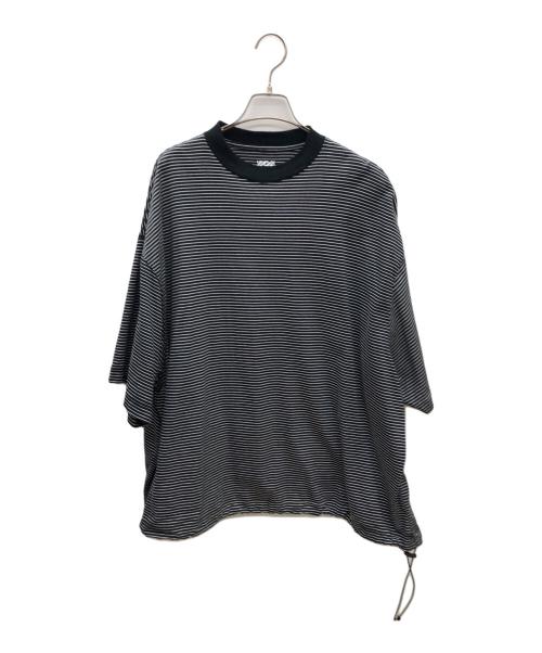 is-ness（イズネス）is-ness (イズネス) 半袖カットソー ホワイト×ブラック サイズ:Mの古着・服飾アイテム