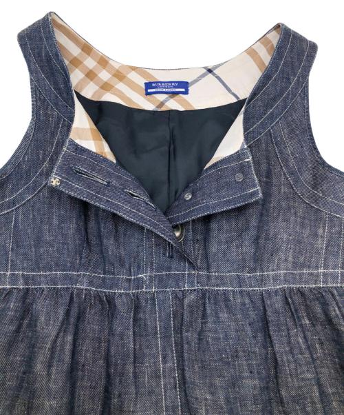 BURBERRY BLUE LABEL（バーバリーロンドンブルーレーベル）BURBERRY BLUE LABEL (バーバリーロンドンブルーレーベル) ノースリーブワンピース インディゴ サイズ:38の古着・服飾アイテム