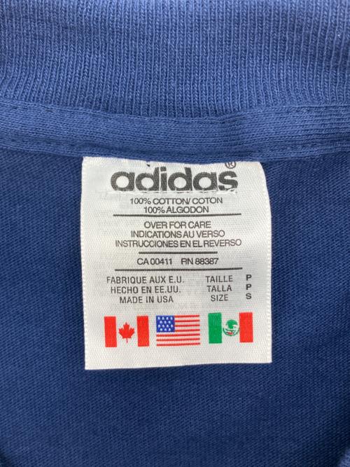 adidas（アディダス）adidas (アディダス) 90sロゴプリントシャツ　万国旗タグ ネイビー×グリーン サイズ:Sの古着・服飾アイテム