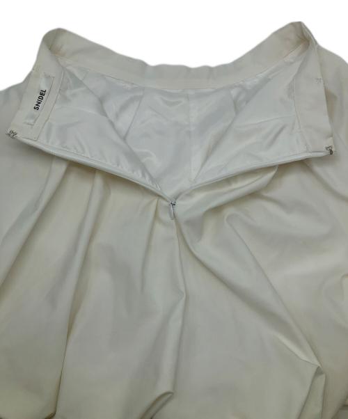 Snidel（スナイデル）Snidel (スナイデル) バルーンミニスカート ホワイト サイズ:1の古着・服飾アイテム