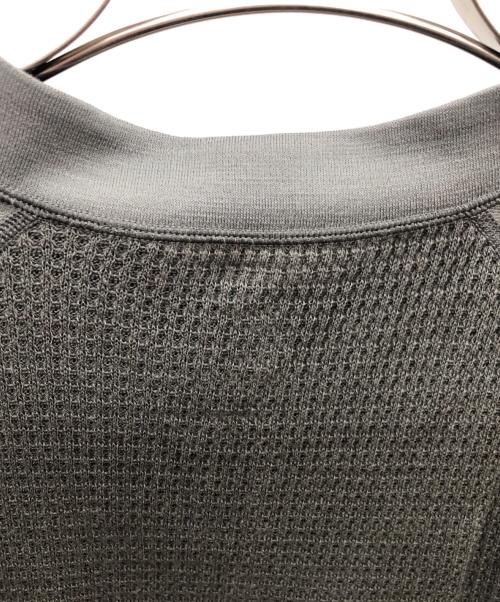 Teton Bros（ティートンブロス）Teton Bros (ティートンブロス) アクシオハイブリッドティーネック カーキ サイズ:Lの古着・服飾アイテム