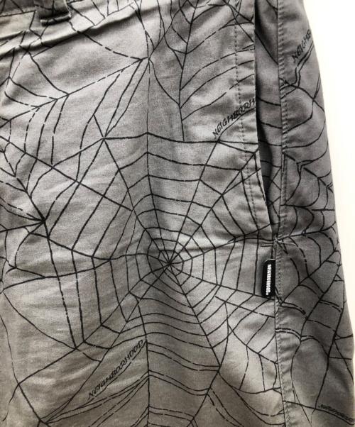 NEIGHBORHOOD（ネイバーフッド）NEIGHBORHOOD (ネイバーフッド) スパイダー　蜘蛛の巣柄 グレー×ブラック サイズ:Mの古着・服飾アイテム
