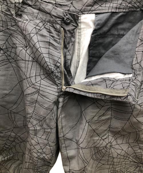 NEIGHBORHOOD（ネイバーフッド）NEIGHBORHOOD (ネイバーフッド) スパイダー　蜘蛛の巣柄 グレー×ブラック サイズ:Mの古着・服飾アイテム